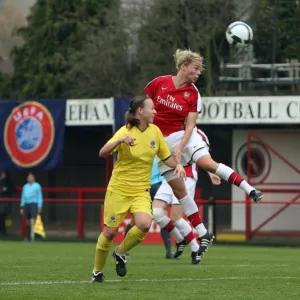 Gilly Flaherty (Arsenal) Heroldova (Sparta)