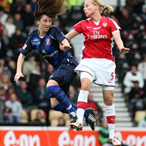 Gilly Flaherty (Arsenal) Natalie Gutteridge (Sunderland)