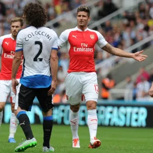 Giroud in Action: Arsenal's Win Against Newcastle United, Premier League 2015-16 Giroud in Action: Arsenal's Win Against Newcastle United, Premier League 2015-16