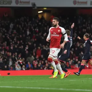 Giroud Scores Past Lossl: Arsenal vs Huddersfield, Premier League 2017
