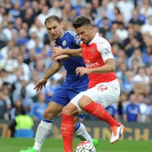 Giroud vs Ivanovic: A Rivalry Moment in the Chelsea vs Arsenal Clash (2015-16) Giroud vs Ivanovic: A Rivalry Moment in the Chelsea vs Arsenal Clash (2015-16)