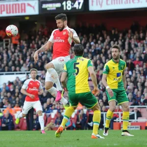 Giroud vs Martin: A Battle for the Ball at Arsenal vs Norwich City, Premier League 2015-16 Giroud vs Martin: A Battle for the Ball at Arsenal vs Norwich City, Premier League 2015-16