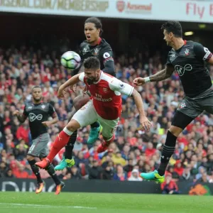 Giroud vs Van Dijk & Fonte: A Premier League Battle at Emirates Stadium