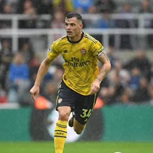 Granit Xhaka in Action: Arsenal vs. Newcastle United, Premier League 2019-20