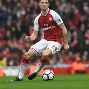 Granit Xhaka in Action: Arsenal vs Southampton, Premier League 2017-18