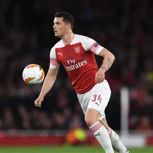 Granit Xhaka in Action: Arsenal's Europa League Battle against Valencia