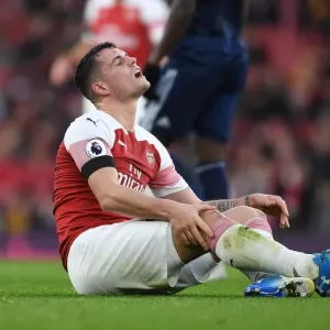 Granit Xhaka: Arsenal's Midfield Maestro in Action against Fulham, Premier League 2018-19