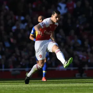 Granit Xhaka: Arsenal's Midfield Maestro in Action against Southampton, Premier League 2018-19
