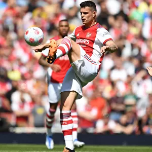 Granit Xhaka: Arsenal's Midfield Mastermind in Action against Leeds United, Premier League 2021-22