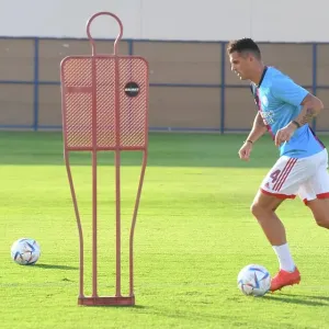 Granit Xhaka Gears Up: Arsenal FC's Training Session Before Arsenal vs AC Milan, Dubai Super Cup 2022-23