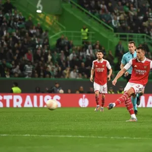 Granit Xhaka Scores in Arsenal's Europa League Victory over Sporting CP