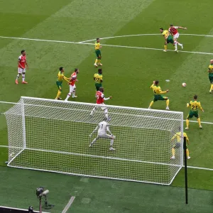 Granit Xhaka Shoots for Arsenal Against Norwich City - Premier League 2019-2020 Granit Xhaka Shoots for Arsenal Against Norwich City - Premier League 2019-2020