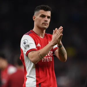 Granit Xhaka's Emotional Applause: Arsenal's Victory at Tottenham Hotspur Stadium (2021-22) Granit Xhaka's Emotional Applause: Arsenal's Victory at Tottenham Hotspur Stadium (2021-22)
