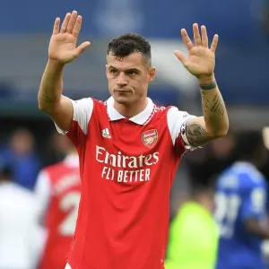 Granit Xhaka's Emotional Applause: A Heartfelt Moment at Goodison Park, Everton vs. Arsenal, Premier League 2022-23