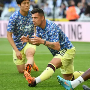 Granit Xhaka's Pre-Match Routine: Arsenal vs. Newcastle United, Premier League 2021-22 Granit Xhaka's Pre-Match Routine: Arsenal vs. Newcastle United, Premier League 2021-22
