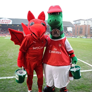 Gunner and the Orient mascot. Leyton Orient 1: 1 Arsenal. FA Cup 5th Round