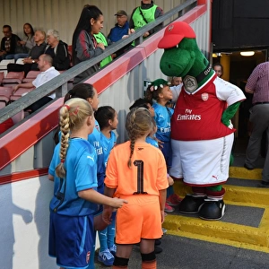 Gunnersaurus with Mascots: Arsenal Women vs Everton Ladies Pre-Season Friendly