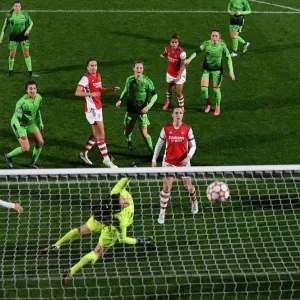 Heartbreak at the Bar: Anna Patten's Last-Second Header Denied Heartbreak at the Bar: Anna Patten's Last-Second Header Denied