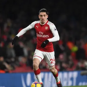 Hector Bellerin in Action: Arsenal vs Manchester City, Premier League 2017-18