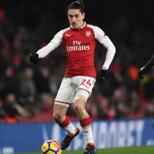 Hector Bellerin in Action: Arsenal vs Manchester City, Premier League 2017-18