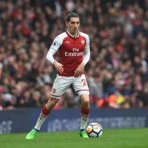 Hector Bellerin in Action: Arsenal vs Southampton, Premier League 2017-18