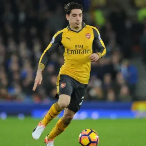 Hector Bellerin in Action: Everton vs Arsenal, Premier League 2016-17