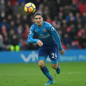 Hector Bellerin in Action: Southampton vs Arsenal, Premier League 2017-18