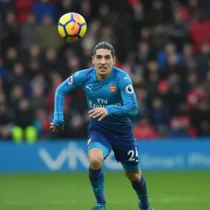Hector Bellerin in Action: Southampton vs Arsenal, Premier League 2017-18