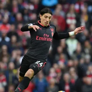 Hector Bellerin: Arsenal's Defensive Force at Manchester City, Premier League 2017-18 Hector Bellerin: Arsenal's Defensive Force at Manchester City, Premier League 2017-18
