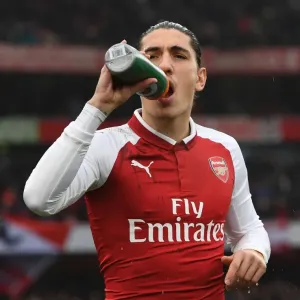 Hector Bellerin Prepares for Arsenal-Tottenham Showdown: Premier League 2017-18