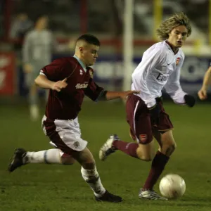 Henri Lansbury (Arsenal) Thomas Bradley (Burnley)