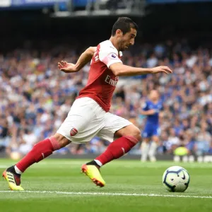 Henrikh Mkhitaryan in Action: Arsenal vs. Chelsea, Premier League 2018-19