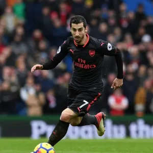 Henrikh Mkhitaryan in Action: Brighton & Hove Albion vs. Arsenal, Premier League 2017-18