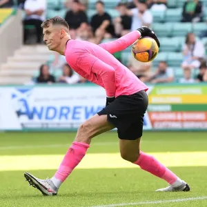 Hibernian vs Arsenal: Pre-Season Clash at Easter Road, Edinburgh (July 2021)