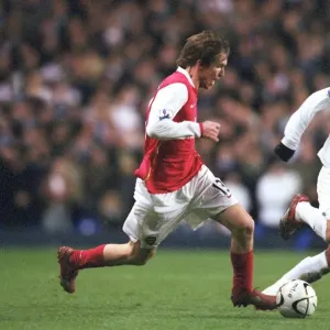 Hleb vs. Berbatov: Tottenham's Dominance in the 2008 Carling Cup Semi-Final (5-1) Hleb vs. Berbatov: Tottenham's Dominance in the 2008 Carling Cup Semi-Final (5-1)