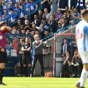 Season 2017-18 Prints: Huddersfield Town v Arsenal 2017-18