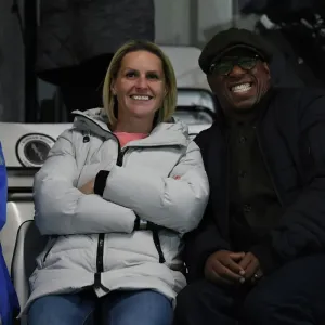 Ian Wright and Kelly Smith Reunite at Arsenal WFC: A Special Moment at Arsenal Women vs Brighton & Hove Albion WFC