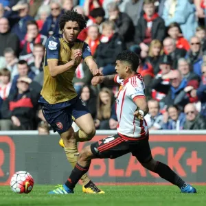 Intense Battle: Mohamed Elneny vs. DeAndre Yedlin - Sunderland v Arsenal (Premier League 2015-16)