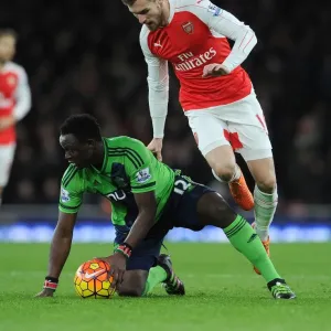 Intense Battle: Ramsey vs. Wanyama - Arsenal's Midfield Tussle against Southampton Intense Battle: Ramsey vs. Wanyama - Arsenal's Midfield Tussle against Southampton