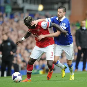 Intense Battle: Sagna vs. Mirallas - Everton vs. Arsenal, Premier League 2013/14