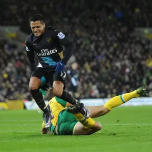 Intense Clash: Alexis Sanchez vs. Ryan Bennett, Premier League 2015-16 Intense Clash: Alexis Sanchez vs. Ryan Bennett, Premier League 2015-16