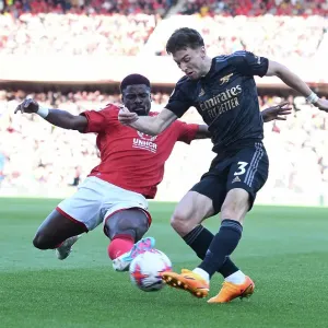 Intense Head-to-Head: Kieran Tierney vs. Serge Aurier in the May 2023 Premier League Showdown