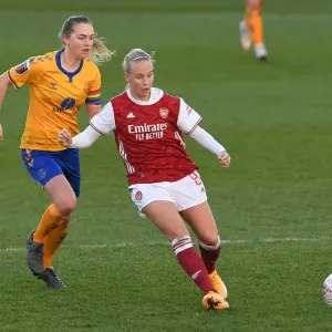 Intense Rivalry: Beth Mead vs. Lucy Graham - Arsenal Women vs. Everton Women in FA WSL (2020-21) Intense Rivalry: Beth Mead vs. Lucy Graham - Arsenal Women vs. Everton Women in FA WSL (2020-21)