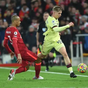 Intense Rivalry: Emile Smith Rowe vs Fabinho - Liverpool vs Arsenal, Premier League 2021-22: A Battle of Midfield Titans