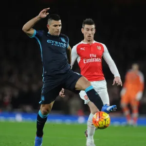 Intense Rivalry: Koscielny vs. Agüero - Arsenal vs. Manchester City (December 2015) Intense Rivalry: Koscielny vs. Agüero - Arsenal vs. Manchester City (December 2015)