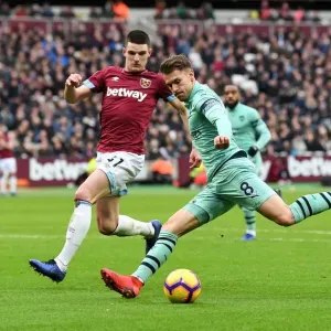 Intense Rivalry: Ramsey vs. Rice in the London Derby - West Ham United vs. Arsenal FC Intense Rivalry: Ramsey vs. Rice in the London Derby - West Ham United vs. Arsenal FC
