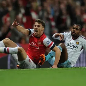 Intense Rivalry: Ramsey vs. Vaz Te Showdown in Arsenal vs. West Ham Premier League Clash Intense Rivalry: Ramsey vs. Vaz Te Showdown in Arsenal vs. West Ham Premier League Clash
