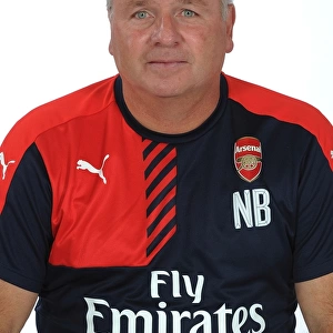 Introducing Coach Neil Banfield with Arsenal First Team (2015-16)