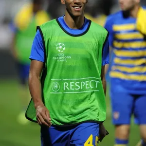 Isaac Hayden - Arsenal's Determination Amidst Marseille's Challenge (2013-14 Champions League) Isaac Hayden - Arsenal's Determination Amidst Marseille's Challenge (2013-14 Champions League)