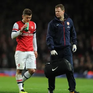 Jack Wilshere (Arsenal) and Arsenal Physio Colin Lewin. Arsenal 1: 1 Everton. Barclays Jack Wilshere (Arsenal) and Arsenal Physio Colin Lewin. Arsenal 1: 1 Everton. Barclays